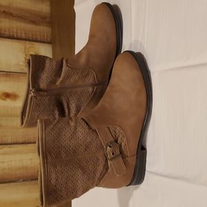 Modcloth XOXO Scrunch zipper Short Ankle Boots Booties